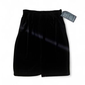 Black Velvet Pencil Skirt Size 6P Dead-stock NWT